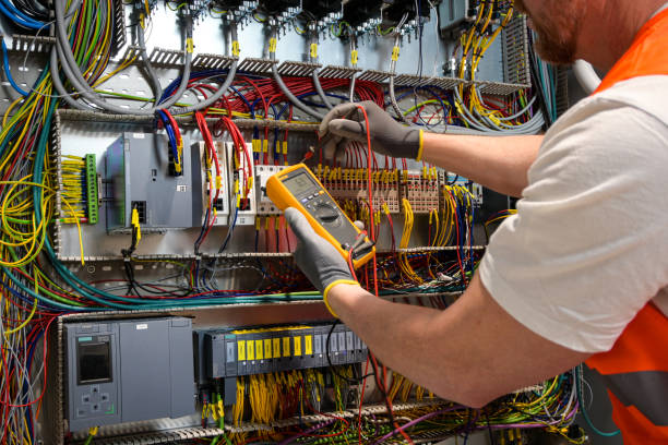 Best Circuit Breaker Repair  in Hometown, PA